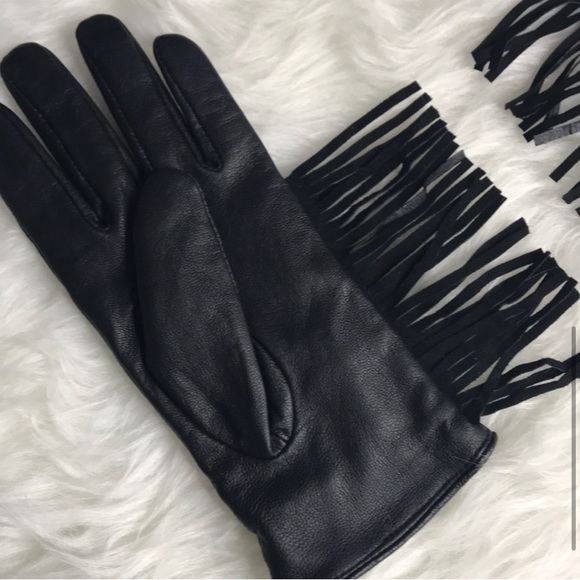 Scotch & Soda | Fringe Black Sheep Leather Gloves - Picture 5 of 8